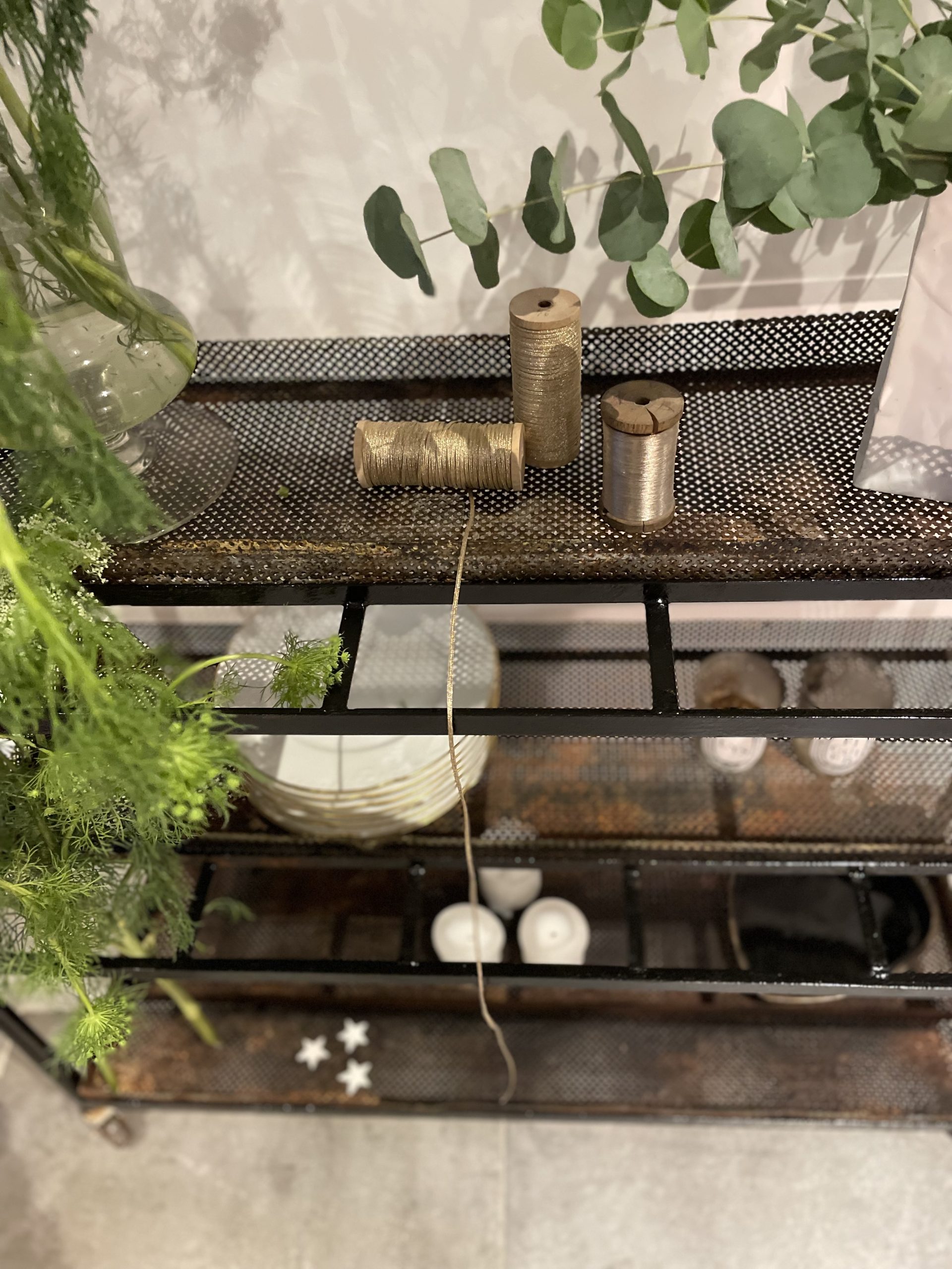 Meuble de métier (ancien présentoir de fleuriste) – Image 4